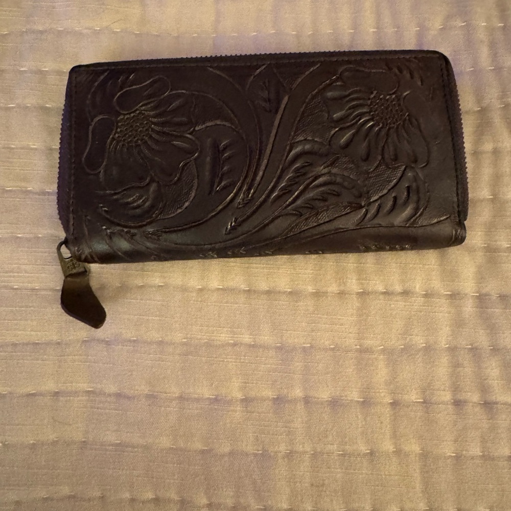 STS Ranchwear Brown Embossed Wallet